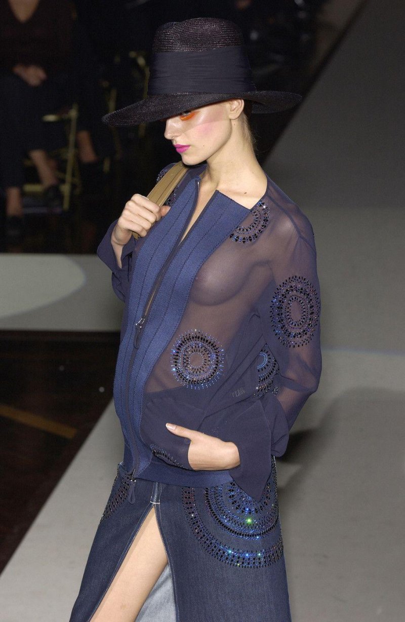 Прозрачная мода