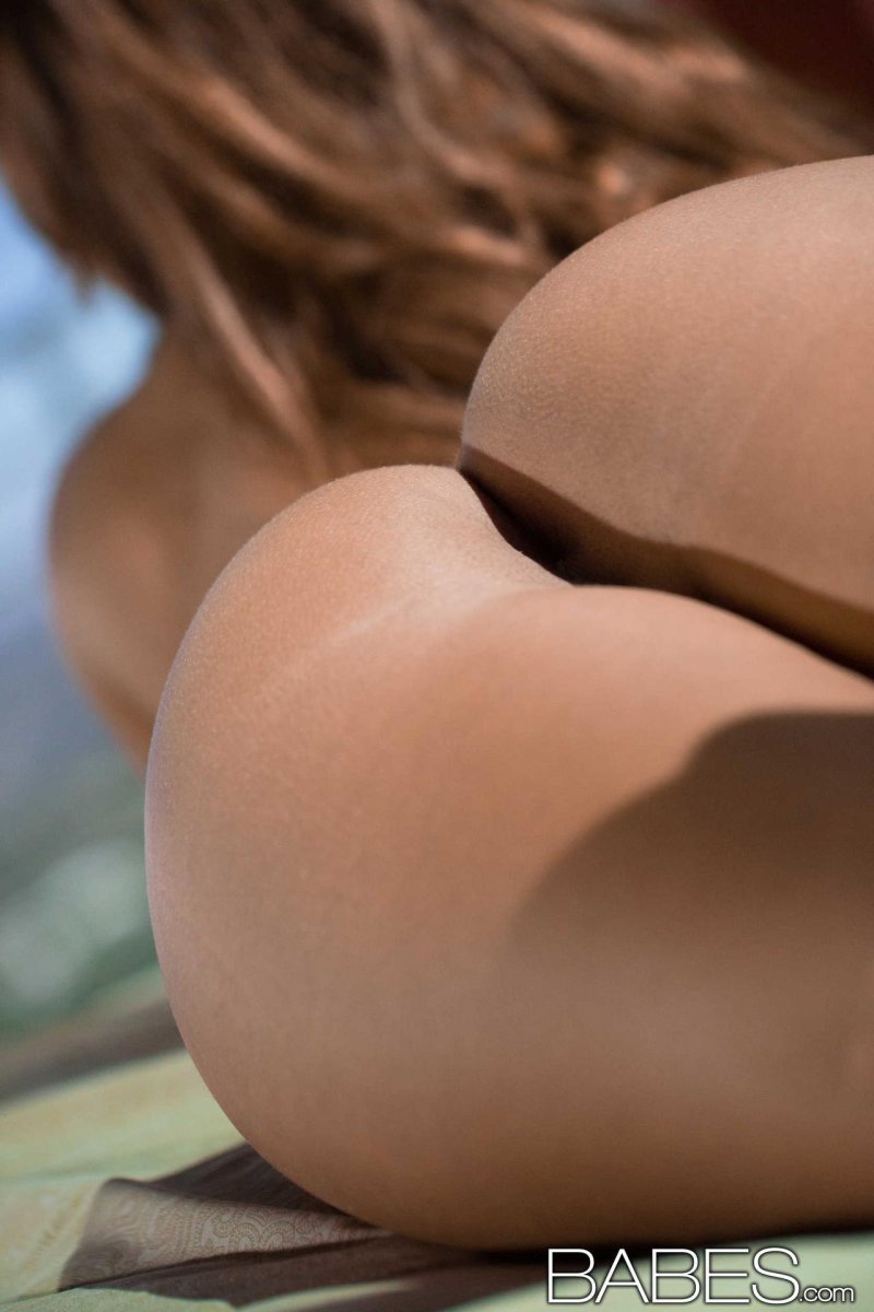 Сочные ягодицы