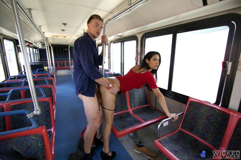 Секс автобус