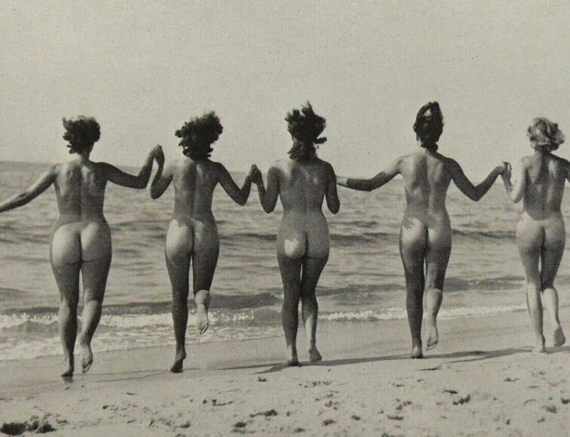 Нудистки ретро