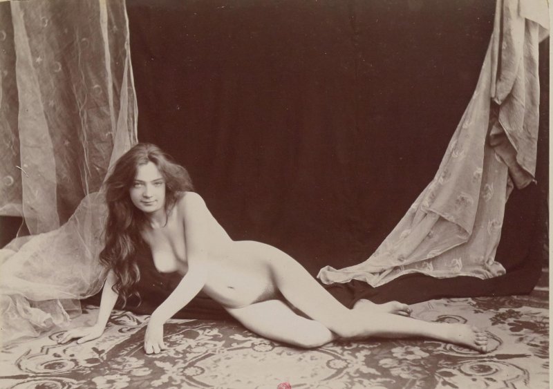 Голые красавицы века