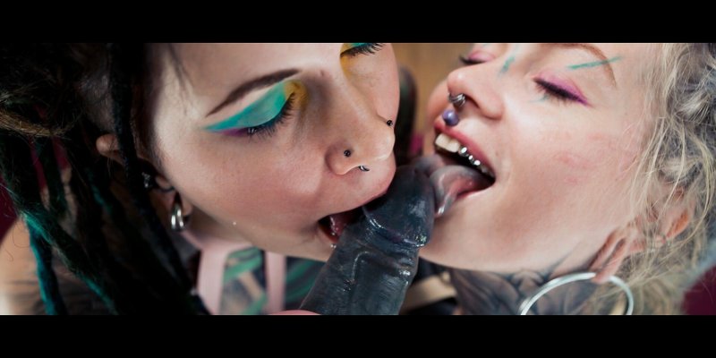 Сплит языка порно