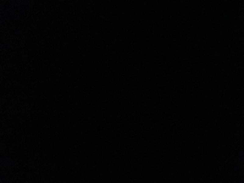 Черный однотонный фон