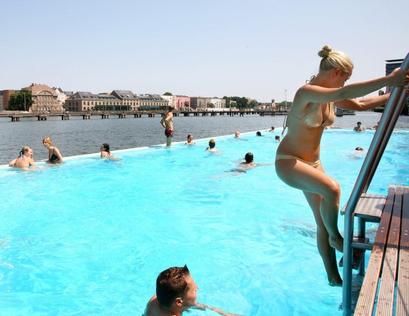 Бассейн на шпрее берлин