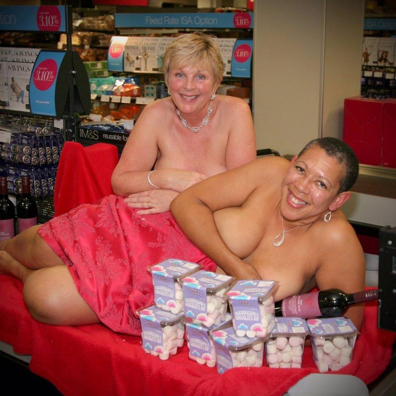 Голые пожилые продавщицы