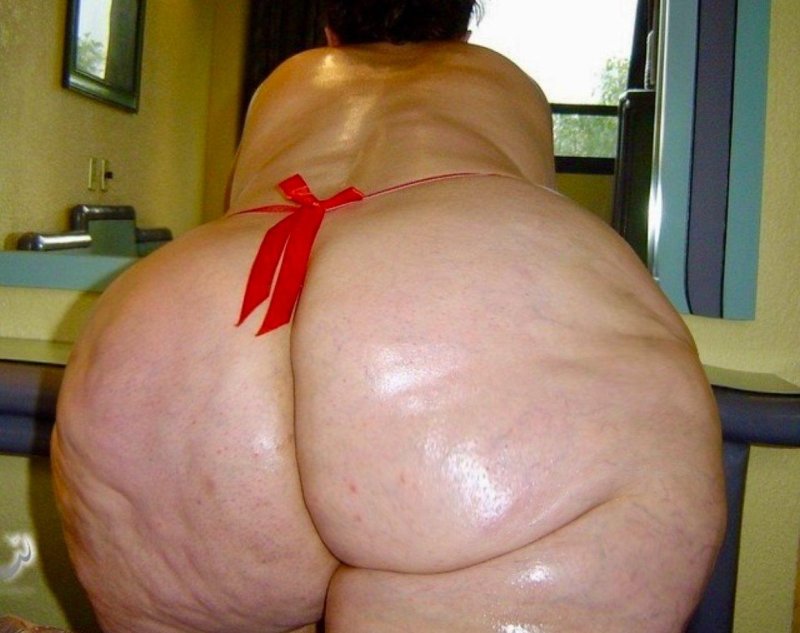 Огромные жирные задницы