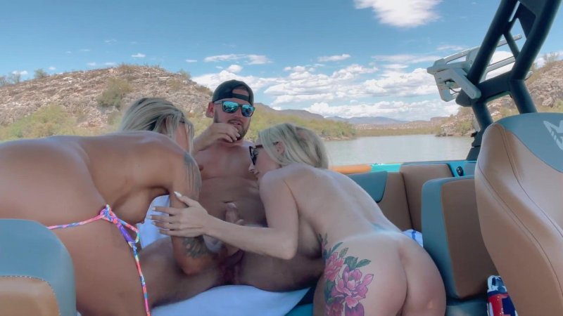 На пляже ххх