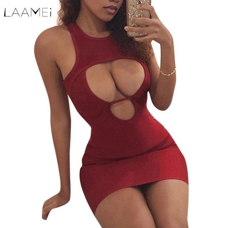 Эротическое платье с открытой грудью