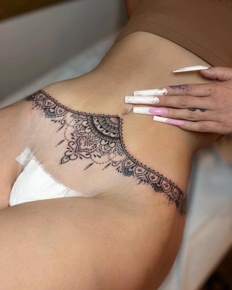 Татуировки на интимных местах