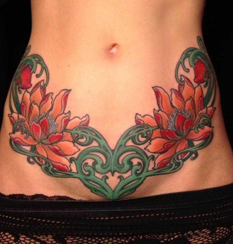 Тату на живот для девушек