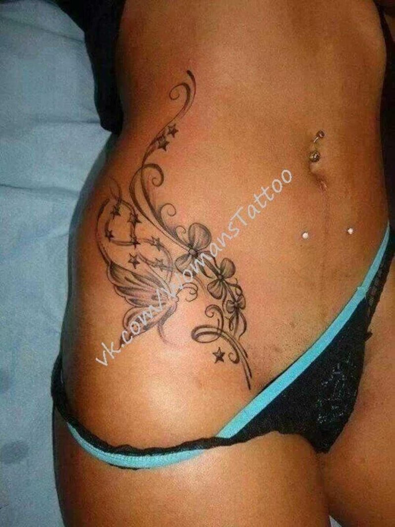 Татуировки для девушек на боку