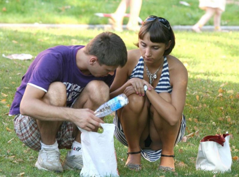 Случайно засветила трусики