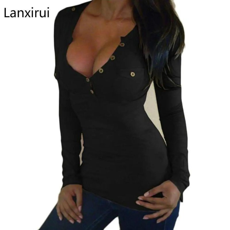 Кофта с вырезом