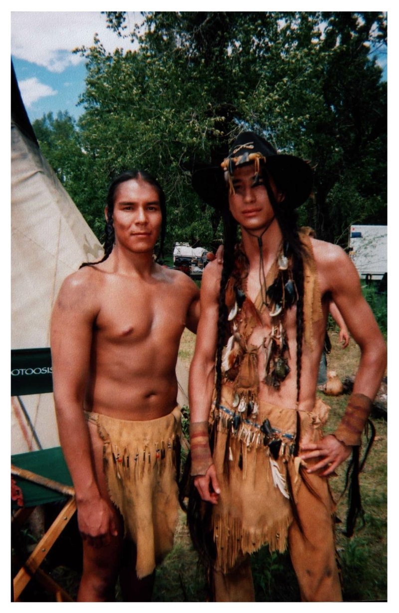 Красивые голые индейцы мужчины