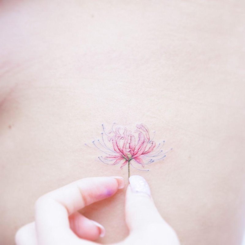 Татуировки маленькие женские