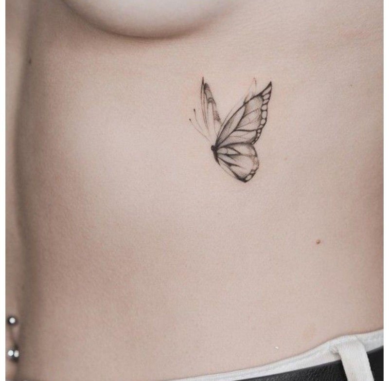 Мини тату бабочка