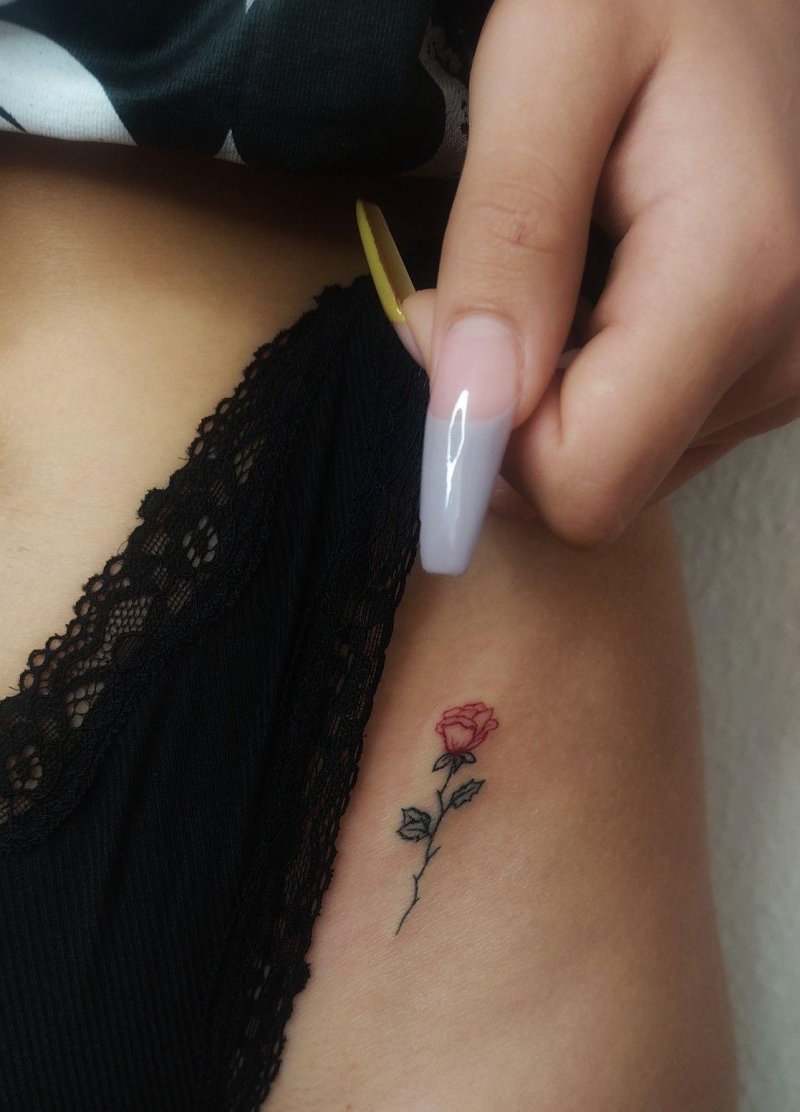 Мини тату роза