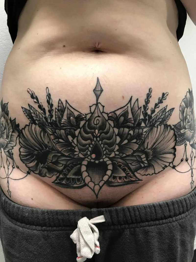 Симметричные тату