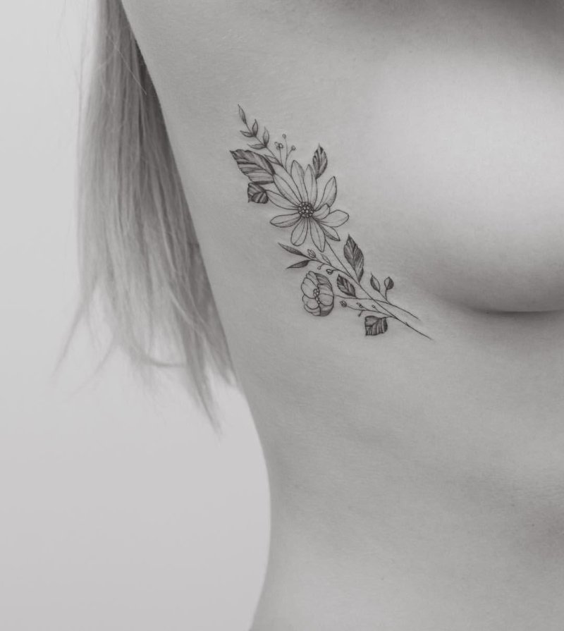 Красивые тату под грудью