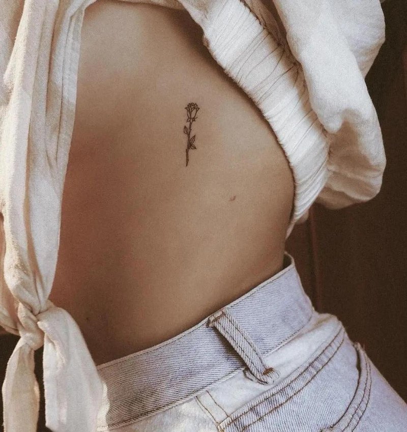 Татуировки маленькие женские