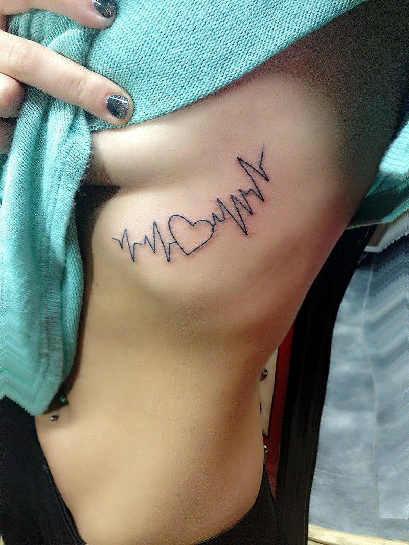 Тату под сердцем