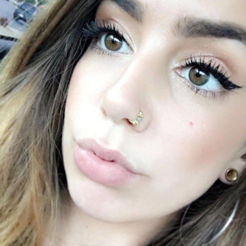 Пирсинг в нос