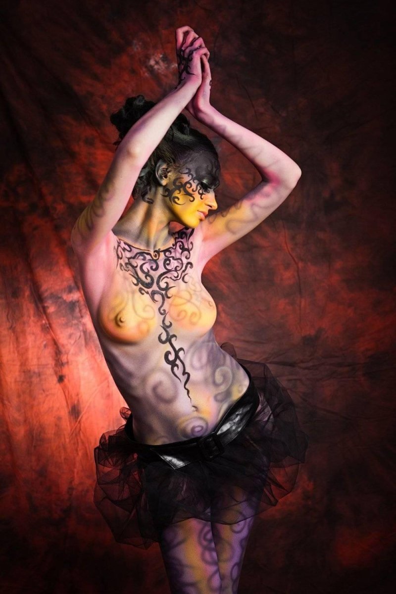 Народная роспись боди арт ню