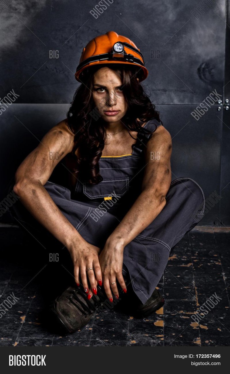 Женщина шахтер