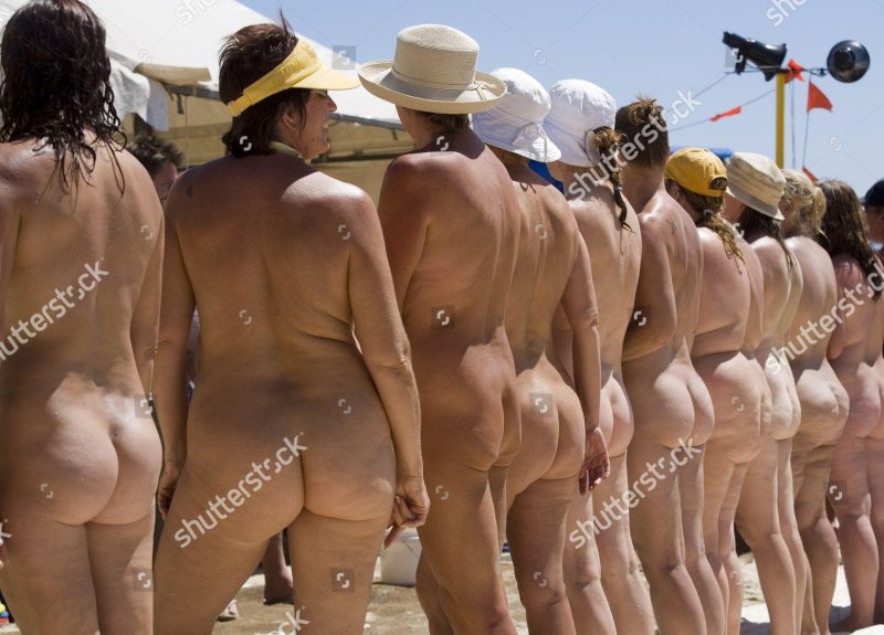 Австралийские нудистки голые