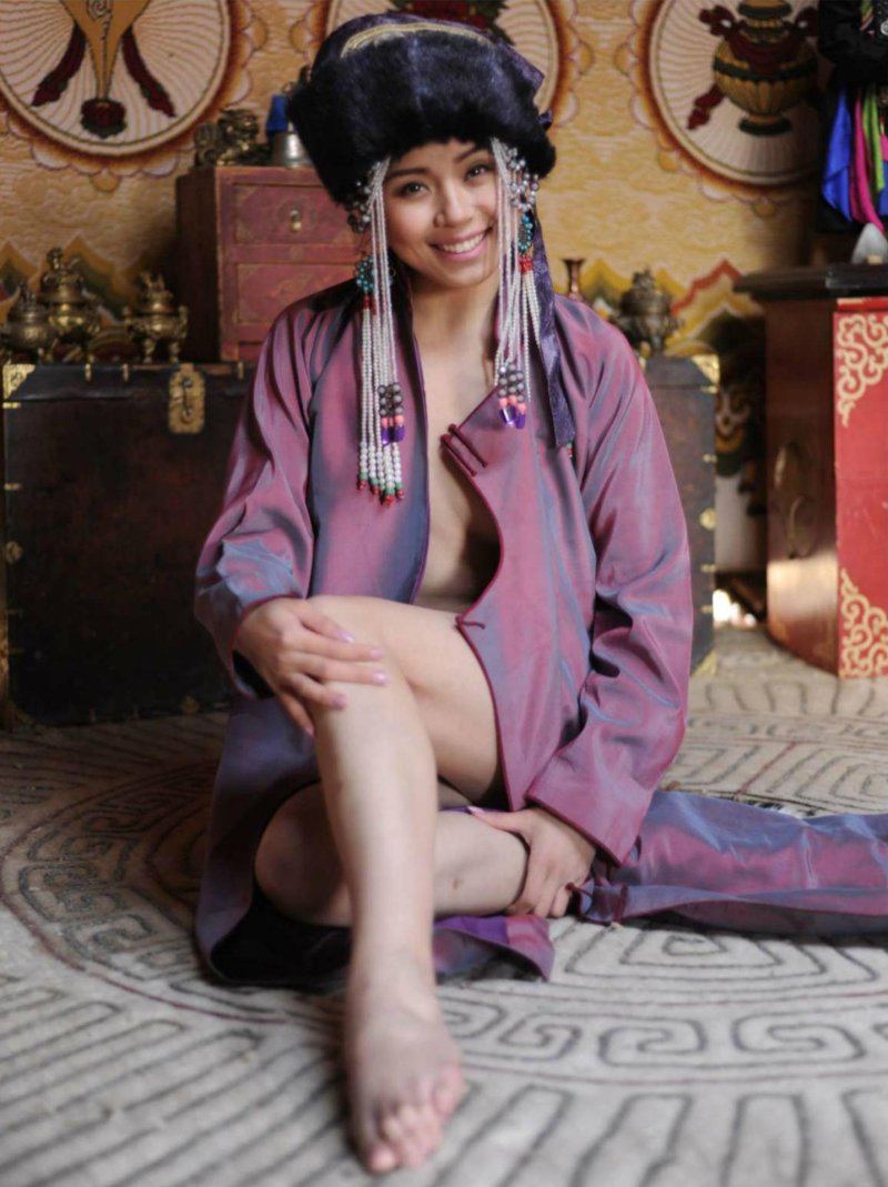 Голые монгольские женщины