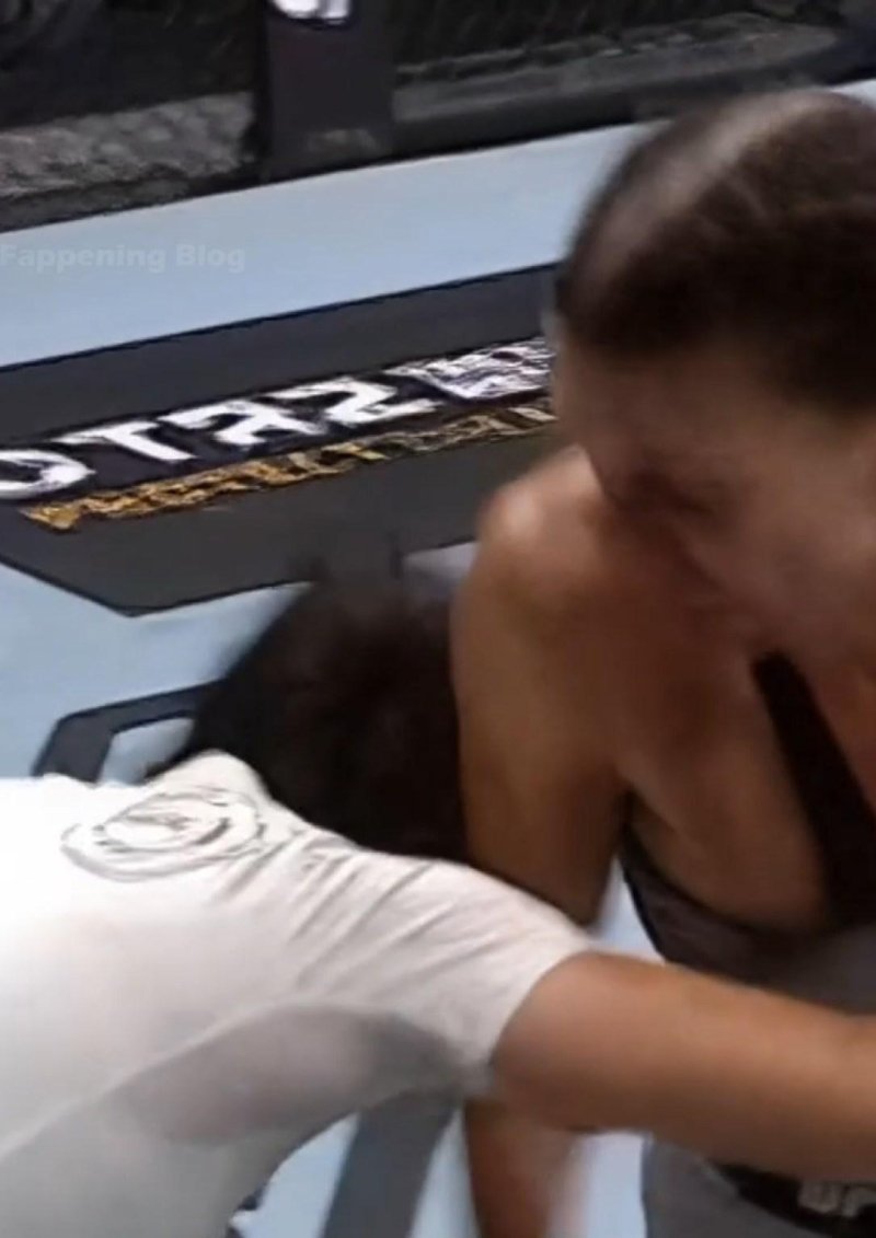 Голые бойцы