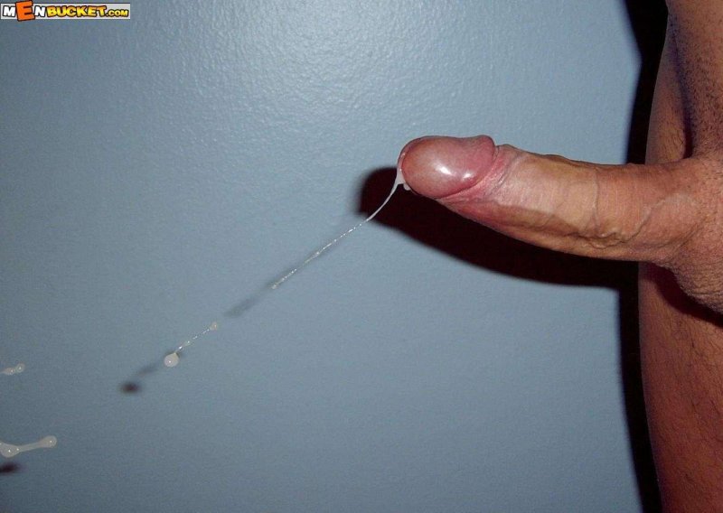 Возбужденные члены кончают