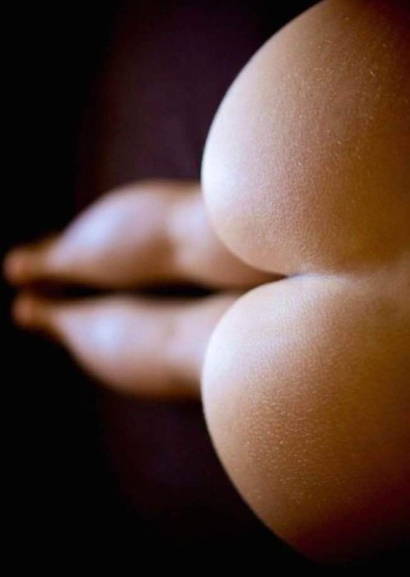 Женская попка