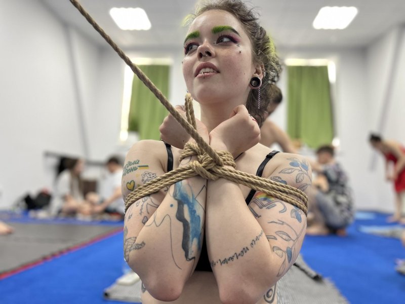 Шибари с подвешиванием