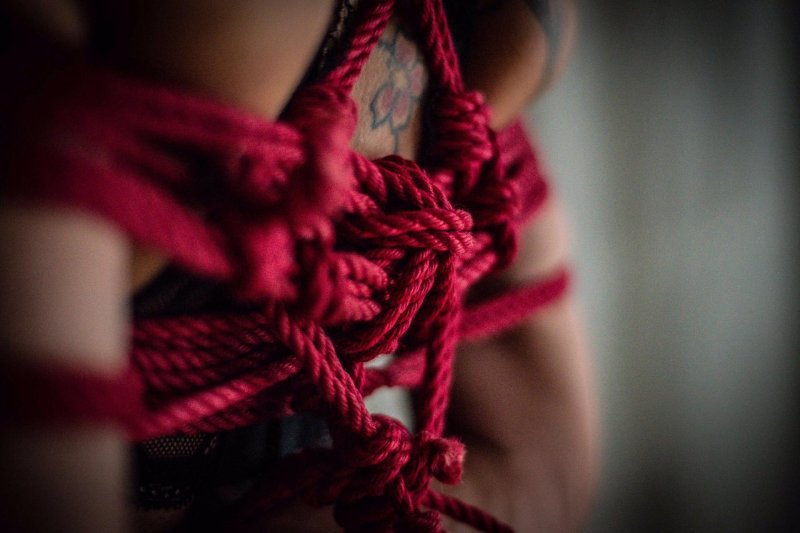 Связывание шибари