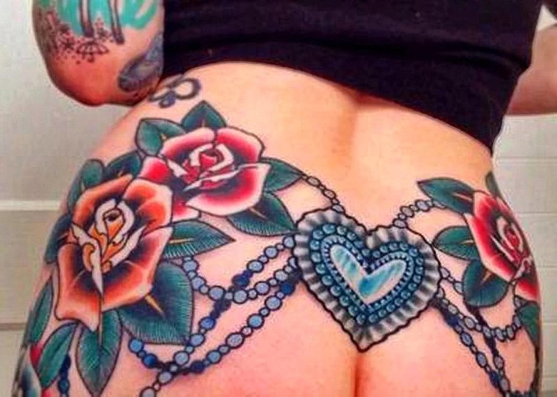 Тату на ягодице для девушек