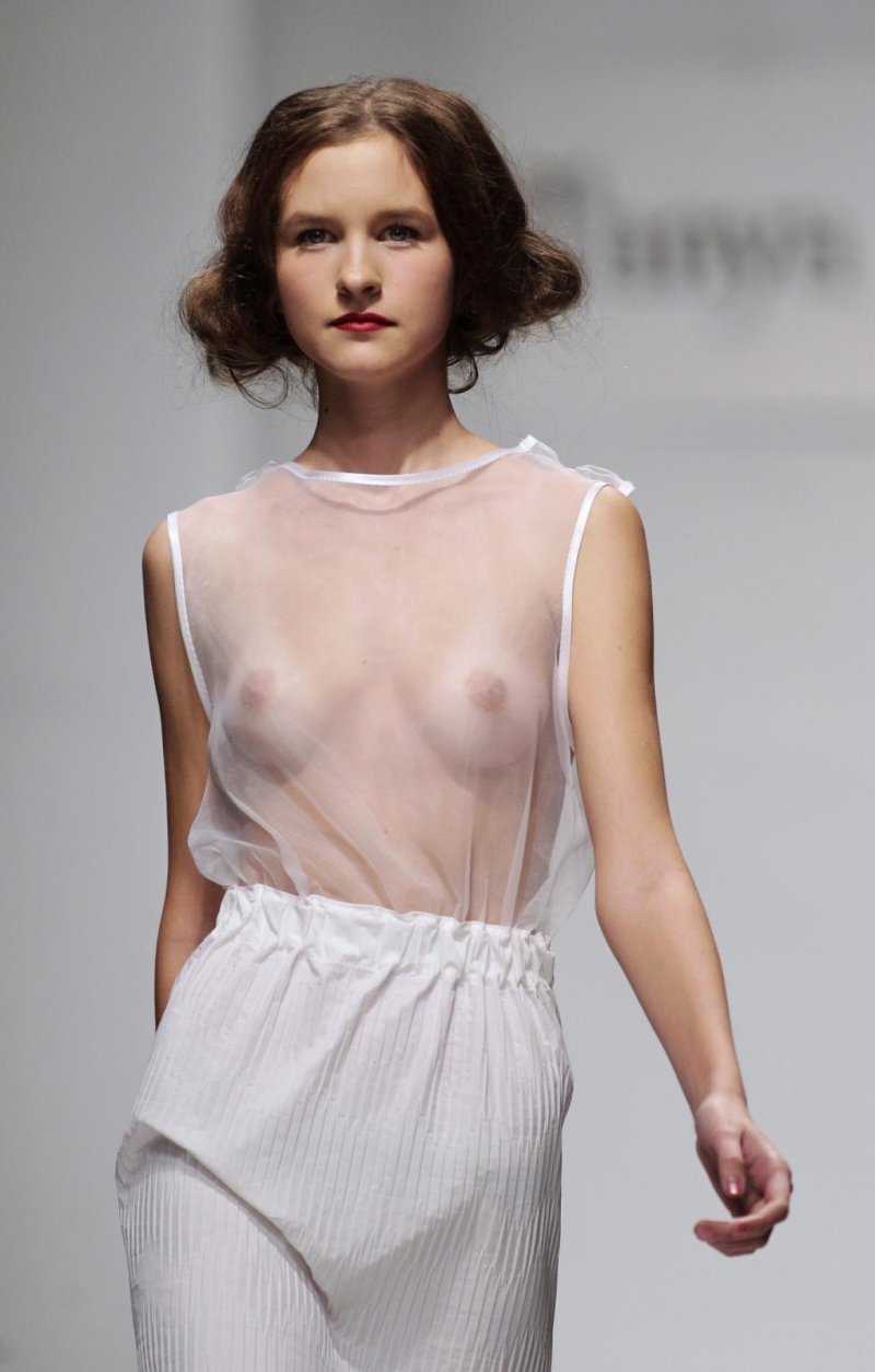 Прозрачное платье эротика