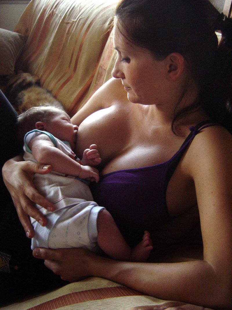 Грудное вскармливание взрослых