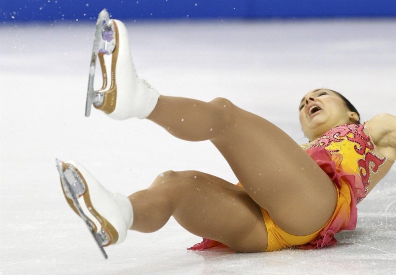 Фигуристка аделина сотникова упс