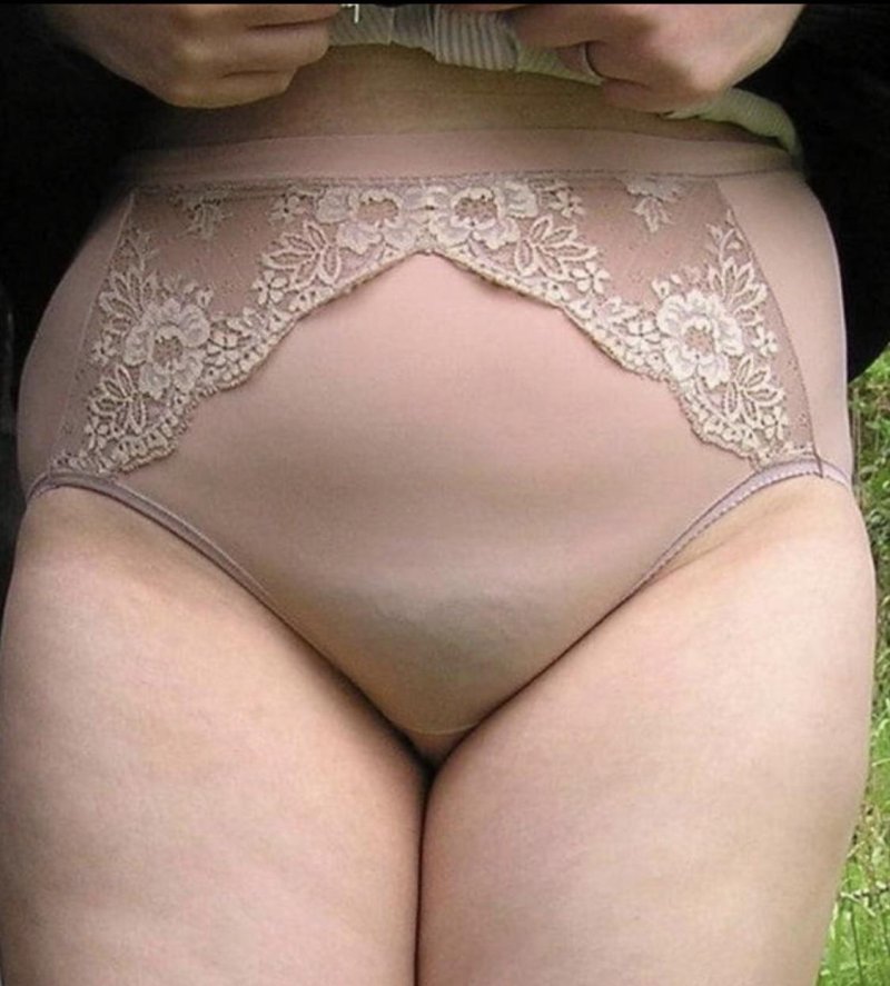 Толстушки в прозрачных трусиках