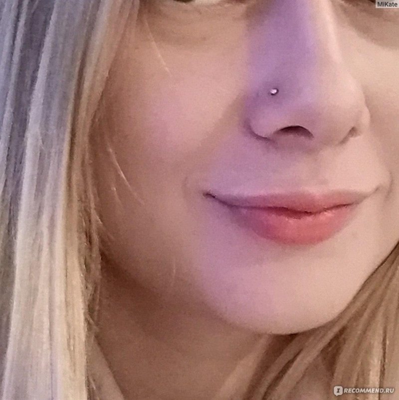 Пирсинг крыла носа