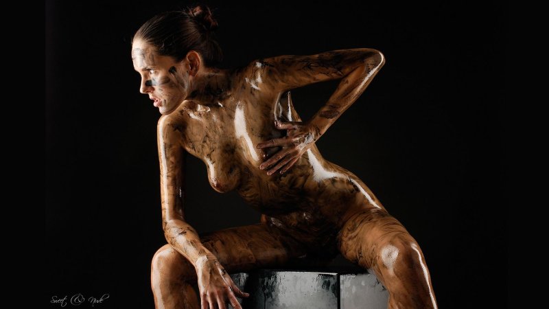 Голые грязные девушки