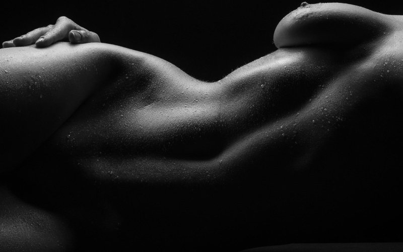 Обнажëнные женщины