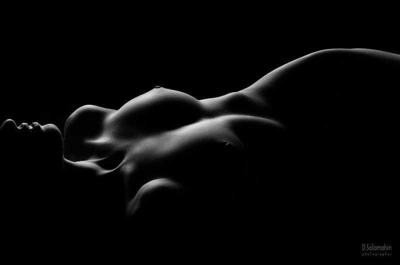 Черно белая эротика