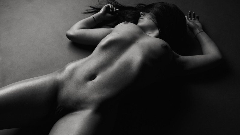 Красивые эротические женщины