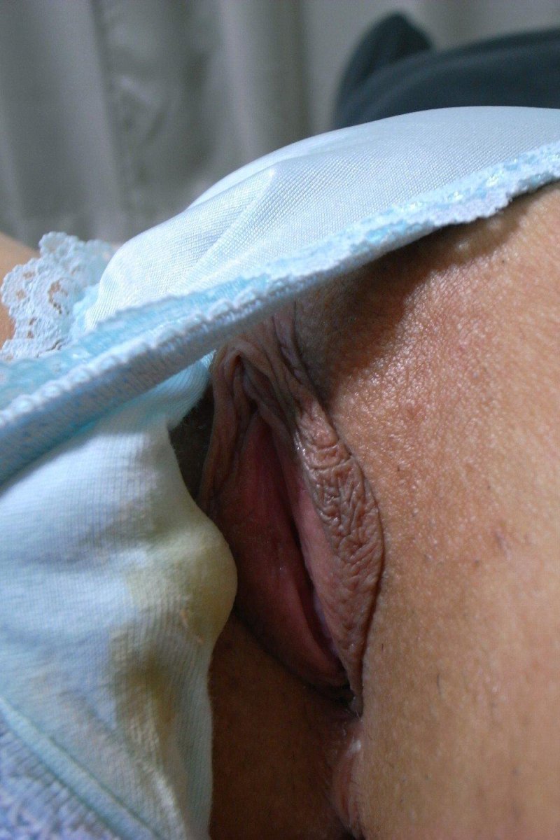 Грязные женские трусики