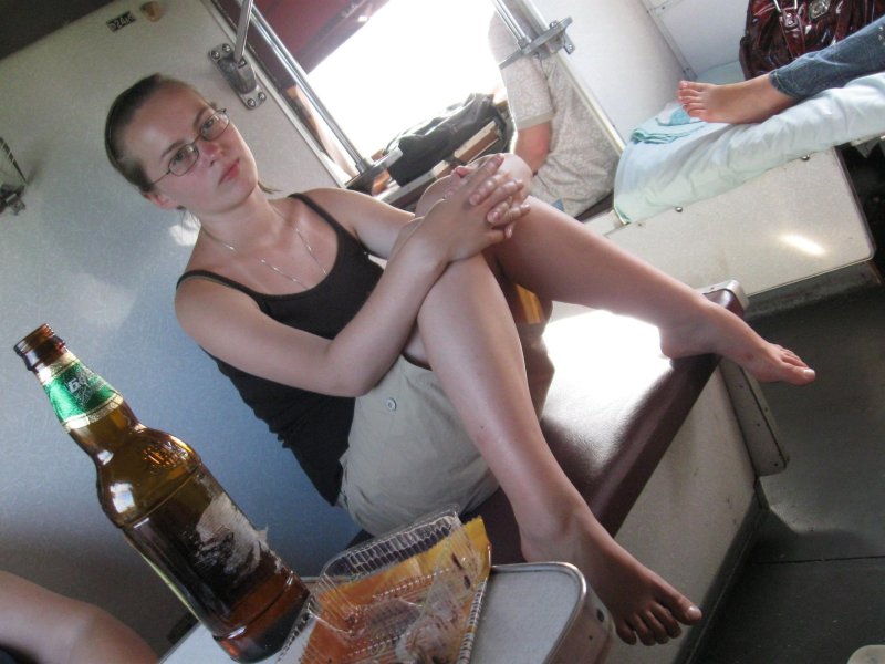 Засветы писек в поезде