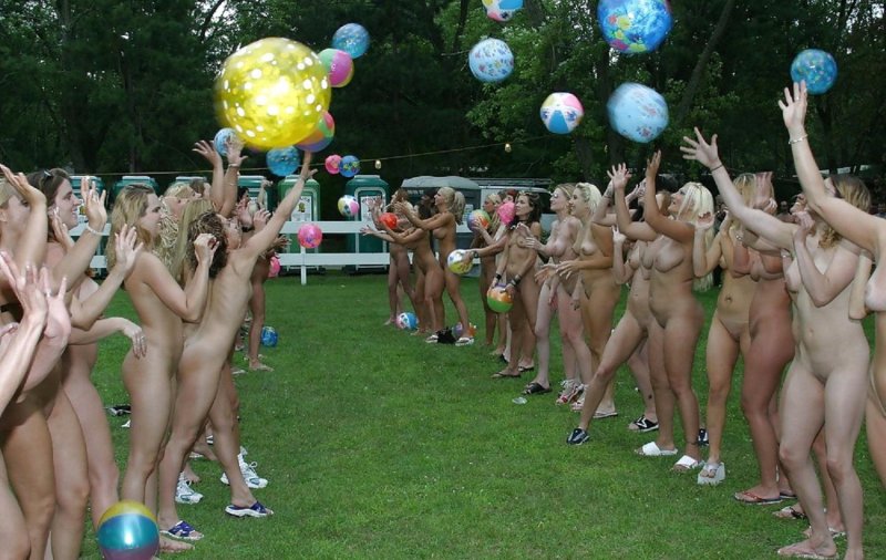 Женский американский футбол голые