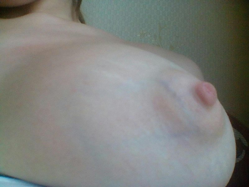 Набухшие соски у девушек