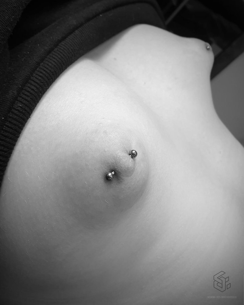 Проколотые соски у девушек